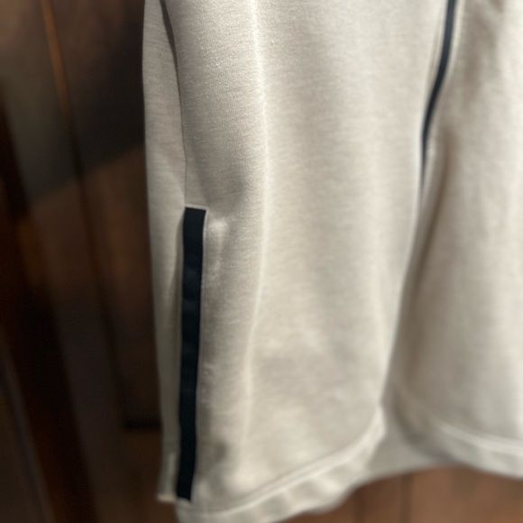 Like New~ NIKE SHOWTIME FULL LENGTH ZIP HOODIE JACKET MEN SIZE LARGE - Picture 5 of 11